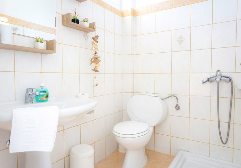 BATHROOM-2-9-1471x1024